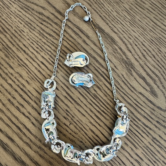 Vintage Necklace and Clip Earring Set - Silver with Blue Stone - Picture 2 of 2